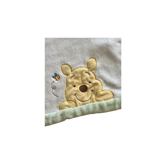 Disney Baby Winnie the Pooh Plush Baby Blanket Cream Green Trim Peeking Bee - Picture 3 of 4